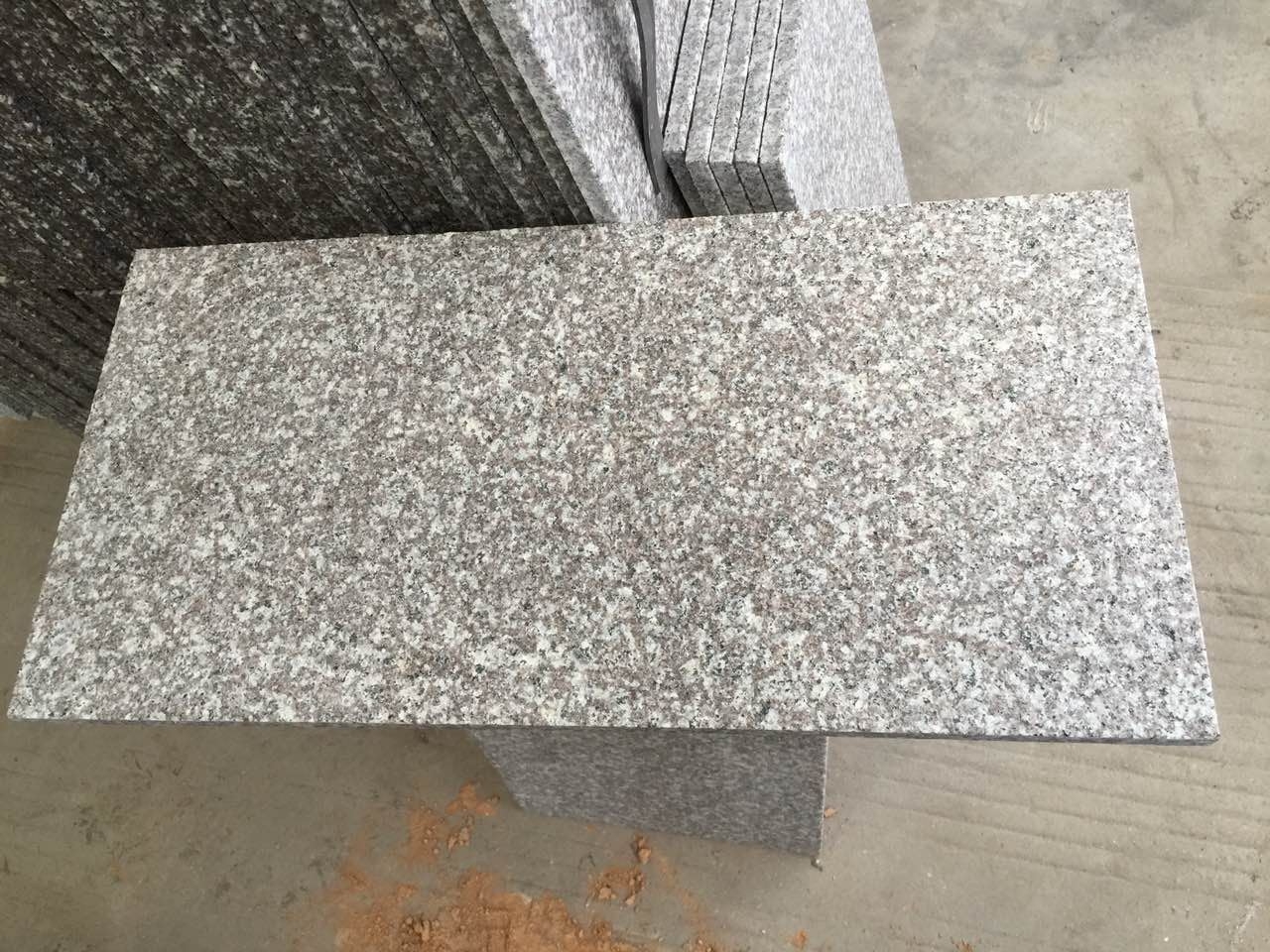 Chinese G664 misty brown polished granite slabs